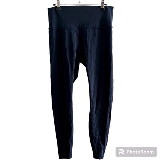 COPY - Lululemon Wunder Under High-Rise Tight 28” Full-On Luxtreme in True Navy - Picture 4 of 7